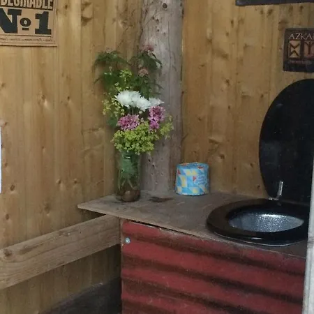Inch Hideaway Eco Camping Whitegate  Exterior foto