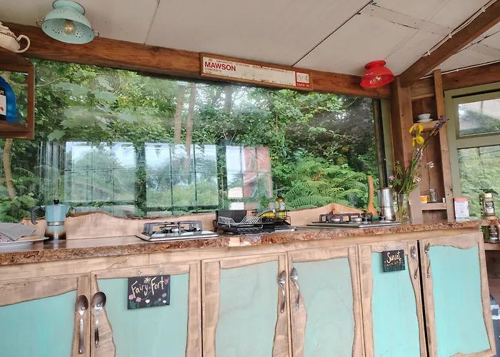 Inch Hideaway Eco Camping